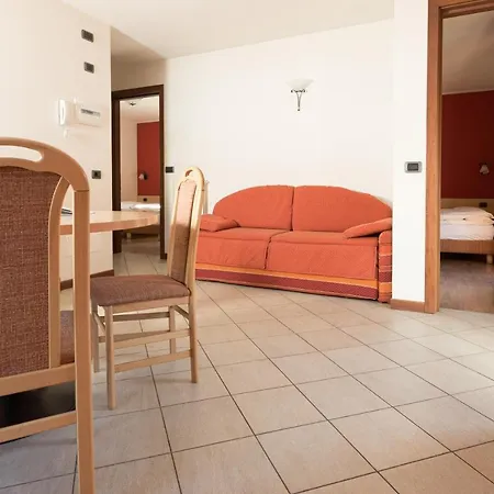 Kiara - Abar リヴィーニョ