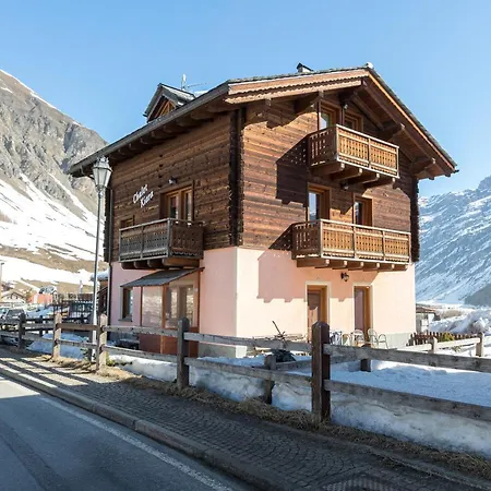 アパート Kiara - Abar リヴィーニョ