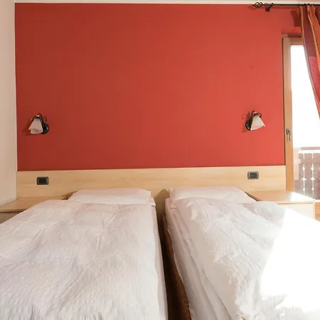 アパート Kiara - Abar *