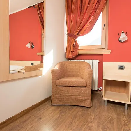 アパート Kiara - Abar リヴィーニョ