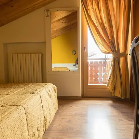 アパート Kiara - Abar *