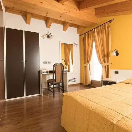 アパート Kiara - Abar リヴィーニョ